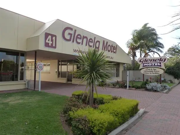 Glenelg Motel