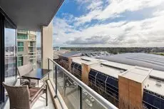 Oaks Adelaide Horizons Suites 