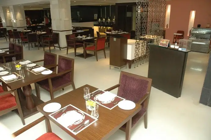 Pride Plaza Hotel Ahmedabad 