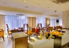 Pride Plaza Hotel Ahmedabad 