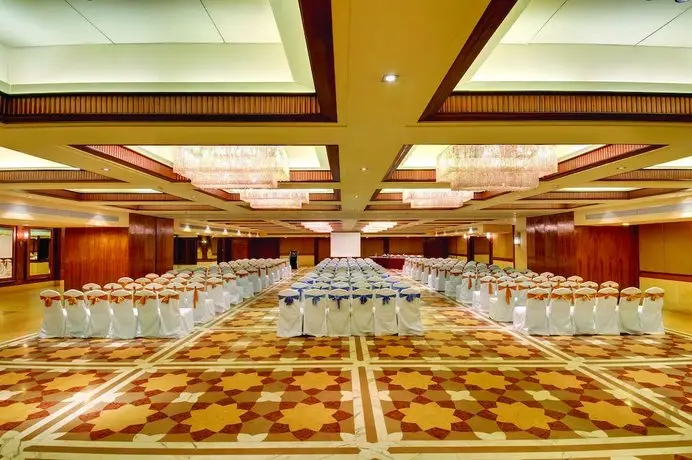 Pride Plaza Hotel Ahmedabad 