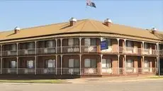 Albury Townhouse Motel 