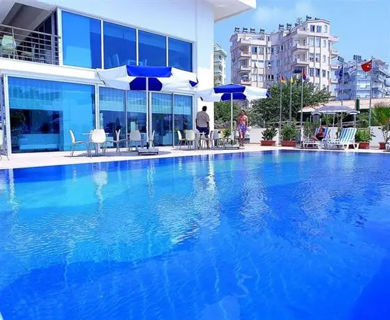 Perla Mare Hotel 