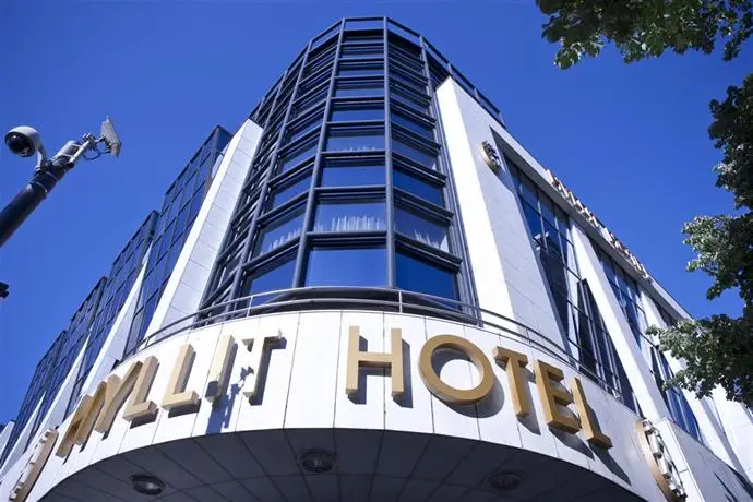 Hyllit Hotel 