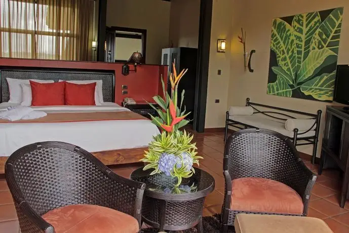 Hotel Arenal Kioro Suites & Spa 