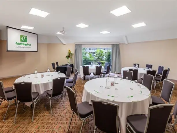 Holiday Inn Auckland Airport 