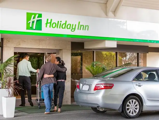 Holiday Inn Auckland Airport 