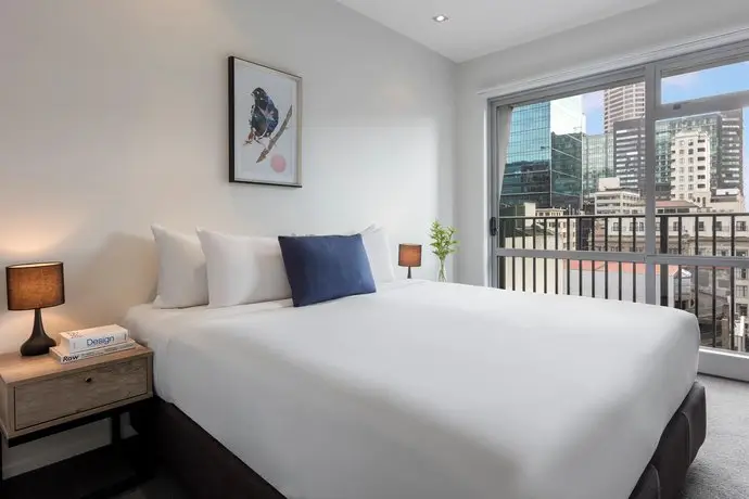 Auckland Harbour Suites 