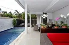 Heliconia Villa 