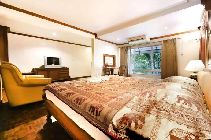 Royal Ivory Sukhumvit Nana by Compass Hospitality 