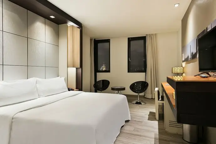 Hotel Barcelona Condal Mar Managed by Melia 