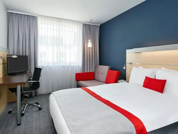 Holiday Inn Express Berlin City Centre 