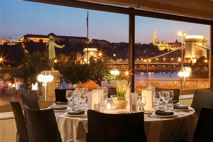 Sofitel Budapest Chain Bridge 