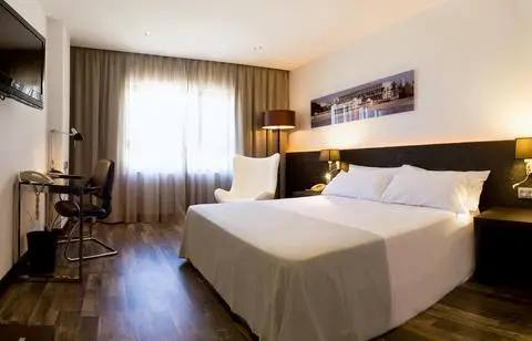 Tryp Cadiz La Caleta Hotel 