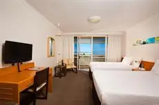 Holiday Inn Cairns Harbourside 