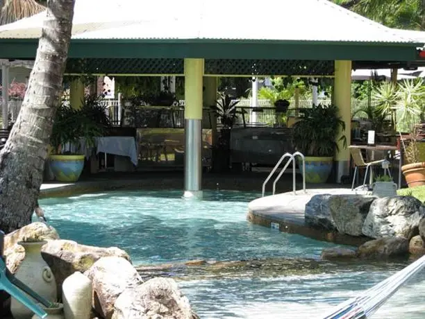 Cairns Gateway Resort 