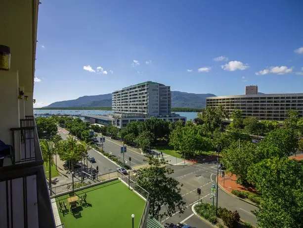 Pacific Hotel Cairns 