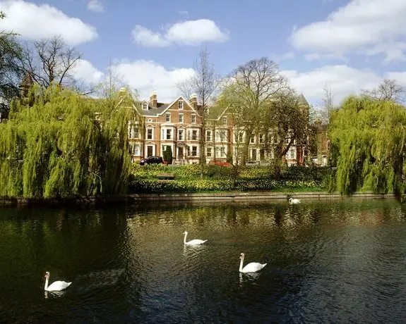 Arundel House Hotel