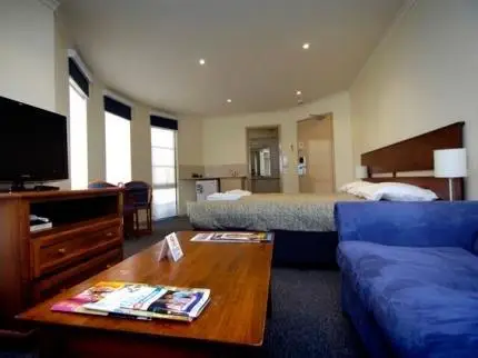 Canberra Parklands Central Apartment Hotel 