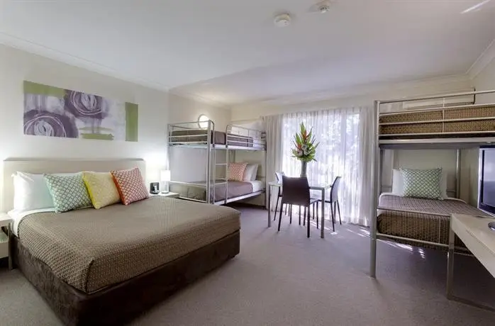 Ibis Styles Canberra Tall Trees