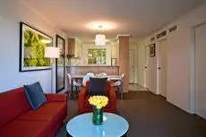 Adina Serviced Apartments Canberra Kingston 