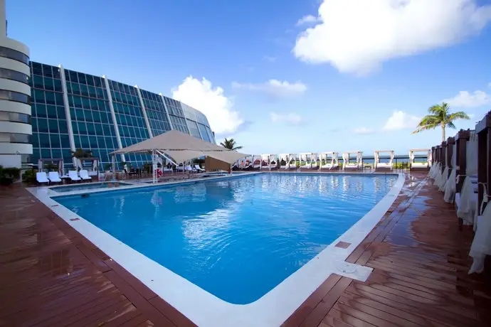 Crown Paradise Club Cancun - All Inclusive