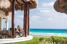 JW Marriott Cancun Resort & Spa 