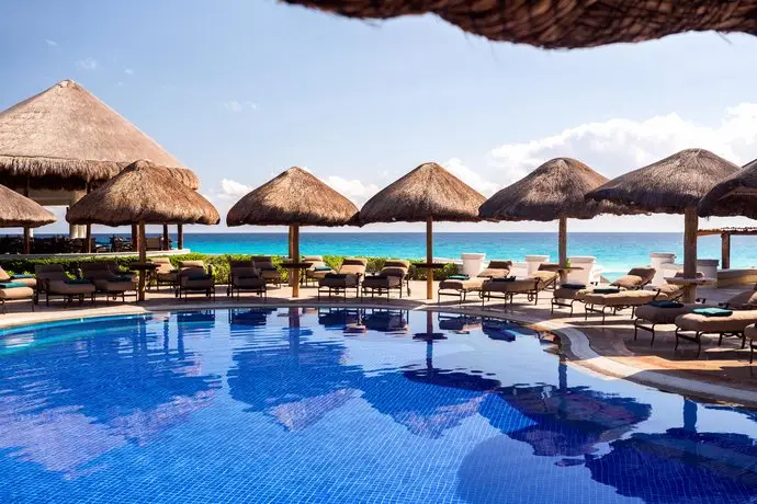 JW Marriott Cancun Resort & Spa 