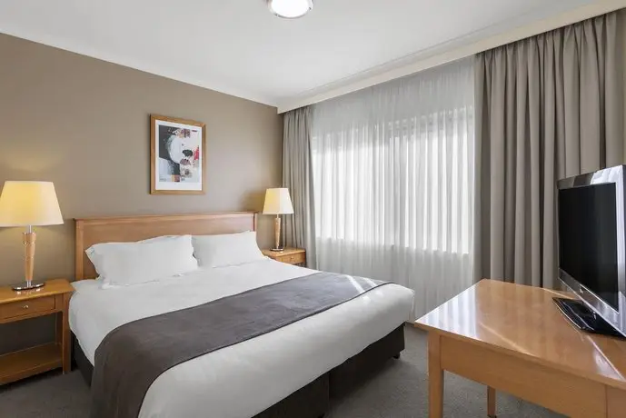 Nesuto Canberra Apartment Hotel 