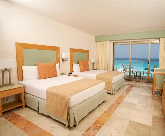 Grand Park Royal Luxury Resort Cancun 