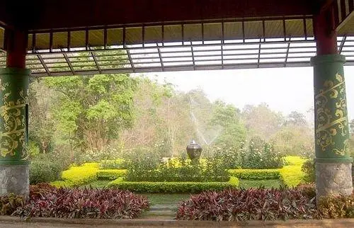 Botanic Resort 