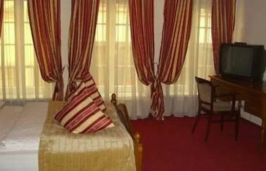 Hayk Altstadthotel & Appartements 