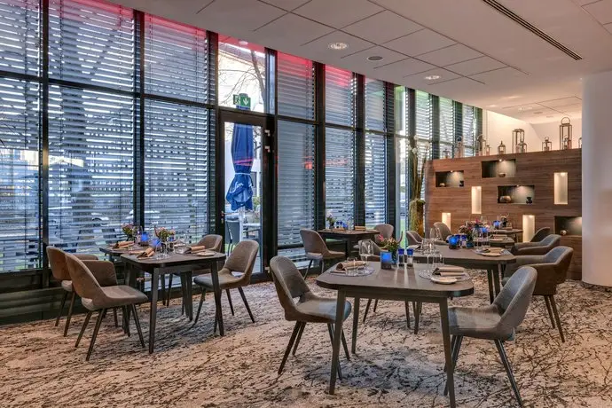 Park Inn by Radisson Koln City West 