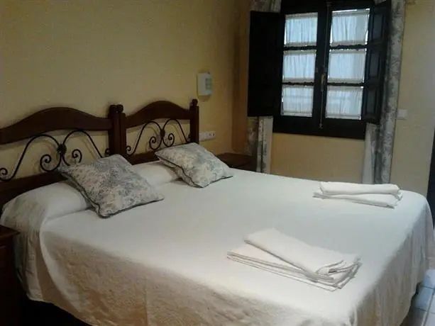 Hostal Azahar 