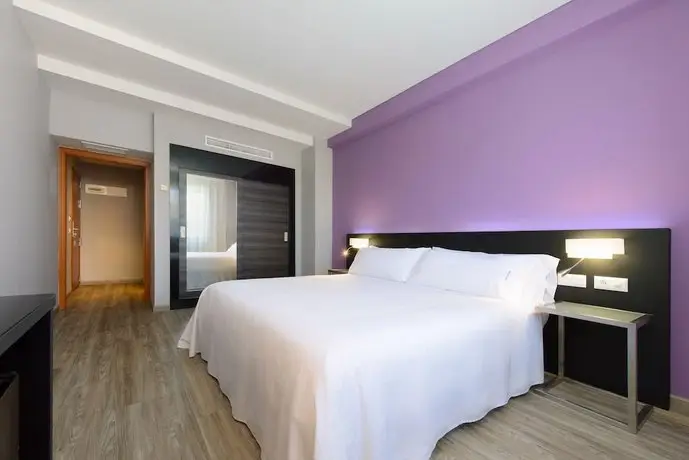 Tryp Cordoba 