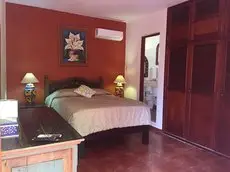 Hacienda San Miguel Hotel & Suites 