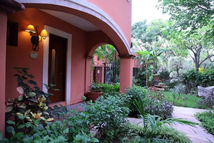 Hacienda San Miguel Hotel & Suites 