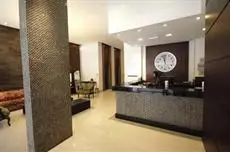 Roochelle Corporate Hotel 