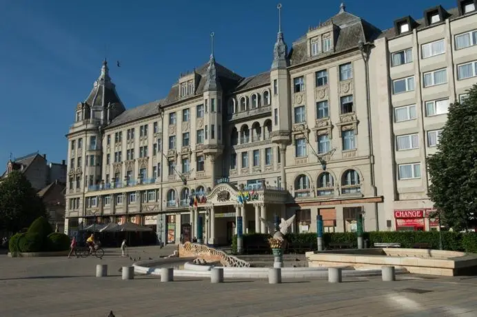 Grand Hotel Aranybika 