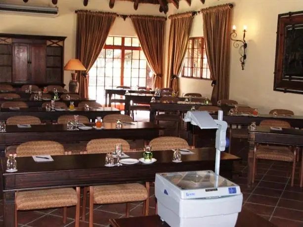 Premier Resort Mpongo Private Game Reserve 