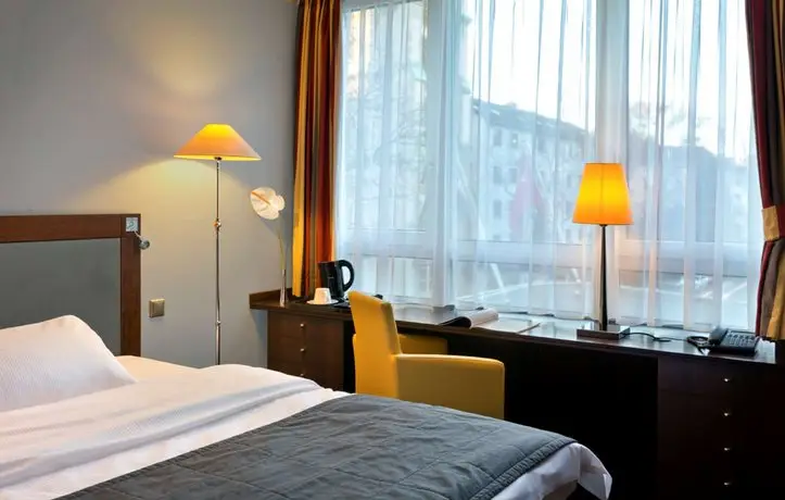 Hotel Savigny Frankfurt City