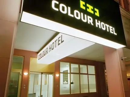 Colour Hotel