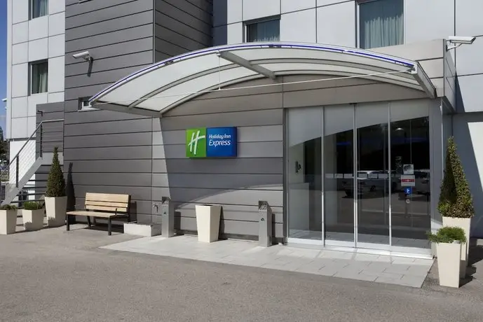 Holiday Inn Express Geneva Airport