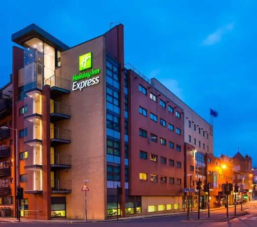 Holiday Inn Express Glasgow City Ctr Riverside