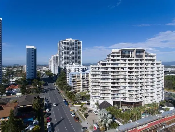 Broadbeach Savannah Resort