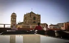 Hotel Los Jeronimos y Terraza Monasterio 