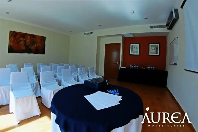 Aurea Hotel and Suites 