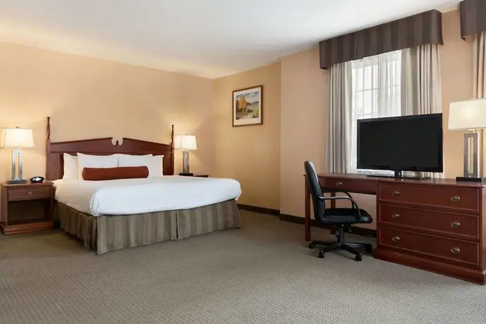 Days Inn by Wyndham Guelph 