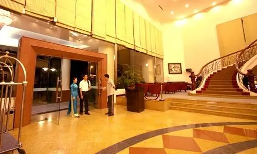 Mithrin Hotel Ha Long 