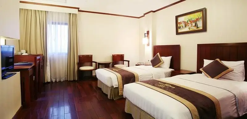 Quoc Hoa Premier Hotel & Spa 